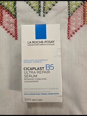 Cicaplast B5 Ultra Repair Serum - 30ml, White/Blue